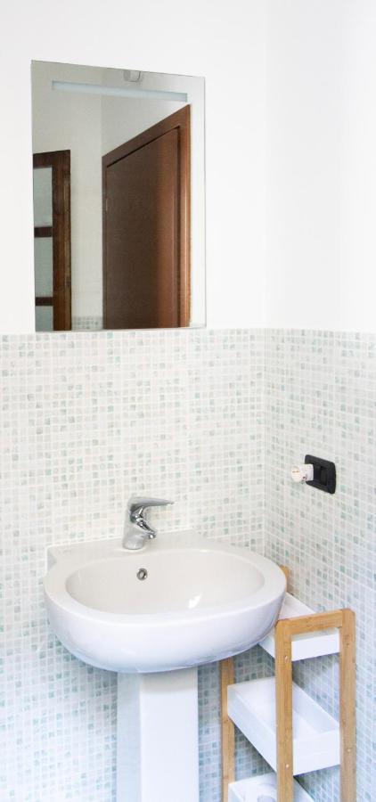 Residenza La Corte Visconti マッシーノ・ヴィスコンティ エクステリア 写真